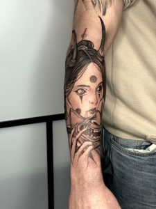 ef40b5ba-44c2-46b4-852d-7a1df73b8fe0