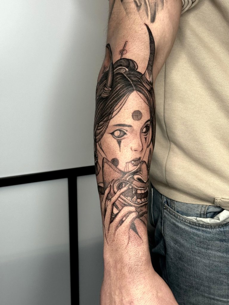 ef40b5ba-44c2-46b4-852d-7a1df73b8fe0